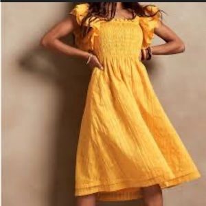 Banana Republic size XS off the shoulder smocked dress worn once